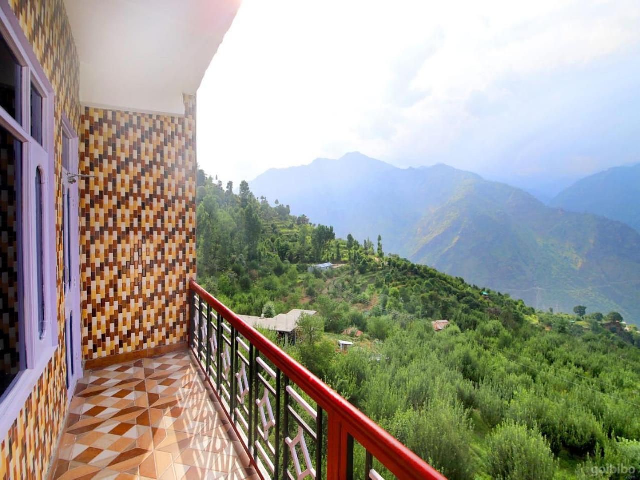 Hotel Alpine View Sarāhan Екстериор снимка
